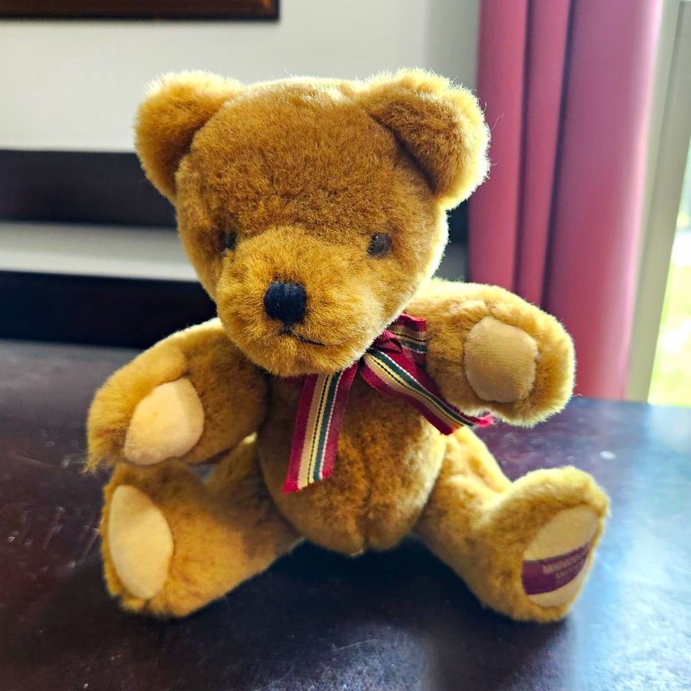 Boyds Bears Anniversary Edition Matthew Bear Plush 10 in 1999 Ribbon Hang Tag